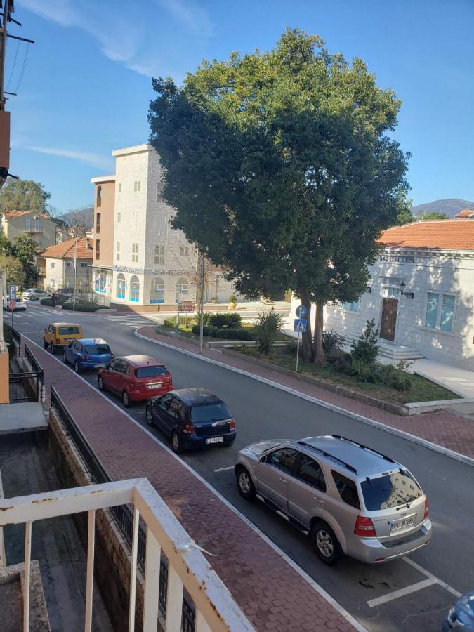 Apartment Bina Tivat Exterior foto
